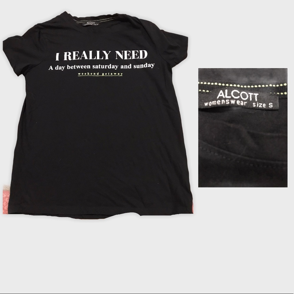 Casual black shirt sleeve tee